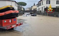 Maltempo, a Brisighella allagate alcune case vicino al fiume. In Toscana impegnati oltre 500 vigili del fuoco - Foto 