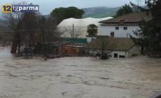 Maltempo, ancora allerta: frane a Berceto, chiusa la SS523 - Video