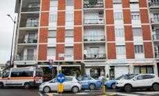 Lite accesa tra padre e figlio in un appartamento in via Montebello: scatta l'allarme