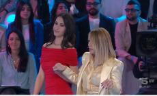 Amici, incomincia il serale. La prof parmigiana Deborah Lettieri: "Inizia l'avventura, tifate per noi"