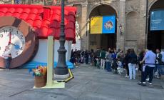 Lunga coda in piazza per visitare il Mulino Bianco