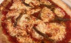 432 Pizzeria & Cucina: pizza croccante con materie prime di ottima qualit&agrave;