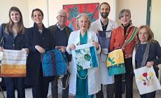 Un gesto di solidarietà per le donne operate al seno: il progetto “Ti porto con me”