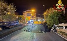 Trovati i corpi di padre e figlio caduti in una voragine travolti dall'Agno. Erano in auto per andare a prestare soccorso