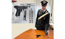 Si barrica in casa con una pistola a Noceto, tragedia scongiurata con l'arrivo del negoziatore: arrestato 29enne 