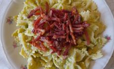 Irresistibili farfalle  asparagi e speck
