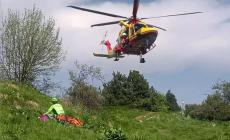 Tre piloti di parapendio precipitati, soccorsi sul Monte Grappa