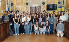 Studentesse e studenti francesi in municipio
