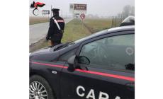 Tentano la fuga ad un posto di blocco, in auto 14 grammi di ketamina: arrestato un 20enne