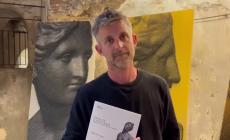 Giorgio Tentolini verso l'inaugurazione della mostra a Palazzo Tarasconi - Videointervista 