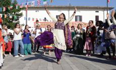 Musica, buon cibo e condivisione: la festa multiculturale colora Panocchia - Foto e video