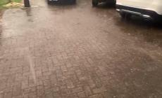 Violenta grandinata colpisce Parma. Diversi interventi dei vigili del fuoco in citt&agrave; e nella fascia pedemontana.  Alcuni quartieri hanno  problemi con la  luce da 12 ore - Video 