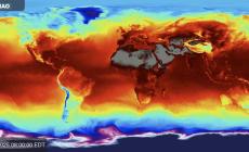 Il mondo nella morsa del caldo nel video timelapse della Nasa - Video