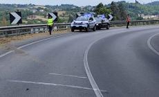 Provinciale tra Salso e Fidenza, motociclista finisce contro il guardrail e si ferisce gravemente