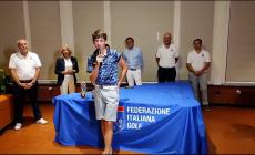 Il parmigiano Leonardo Zanardi vince i campionati italiani di golf "cadetti" 2025 e convince - Video
