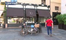 Piazza della Steccata: donna parmigiana scippata e trascinata per metri - Video