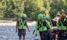 Si frattura una caviglia sul greto dell'Enza, interviene il Soccorso alpino 