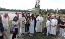 Grande festa sul Po con benedizione delle acque - Foto