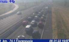 Traffico in autostrada: code a tratti in A1 e A14 verso la costa adriatica, in Autocisa fino a 6 chilometri di coda