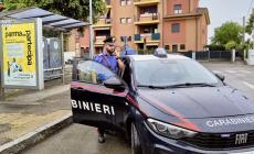 Individuato e denunciato il molestatore delle fermate d'autobus: autoerotismo e proposte oscene a tre ragazze