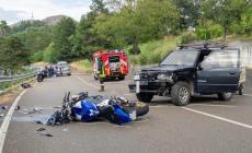 Terenzo, scontro tra auto e moto: un ferito grave