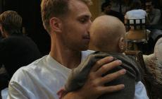 Tragedia per il giocatore del Bari Matthias Verreth: &egrave; morto il figlio di un anno