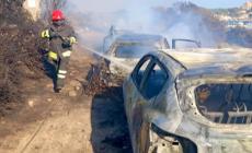 Fiamme a ridosso di una spiaggia a Villasimius: bagnanti in fuga 
