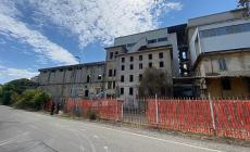 Via Volturno, incendio nel vecchio mulino: vigili del fuoco al lavoro dalle 3 di notte