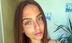 Simona, morta in piscina, "fascicolo per omicidio colposo"