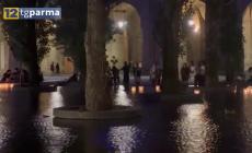 Tōrō Nagashi, suggestioni, dolore e memoria: in piazzale della Pace la cerimonia delle lanterne sull'acqua - Video