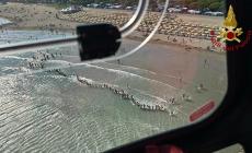 Trovato il corpo del bambino di 6 anni scomparso in mare 