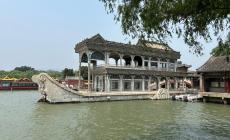 Il Palazzo di Pechino che si affaccia sul lago - Fotogallery