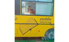 Sprangate contro il Bibliobus: vandali  al parco degli Alpini  