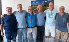 Londra-Edimburgo-Londra, nuova impresa del medico ciclista Ercolini: gli onori del Comune e l'abbraccio degli amici di Sala