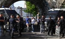 Sgomberato dopo 31 anni dall'occupazione il centro sociale Leoncavallo. Salvini: "Decenni di illegalità tollerata dalla sinistra". Russo: "La legalità non è più negoziabile"
