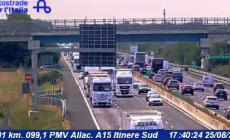 A1, code a tratti per traffico intenso fra Campegine, Parma e Fidenza 