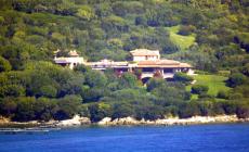 Villa Certosa: un acquirente arabo per la villa di Silvio Berlusconi? Fininvest smentisce 