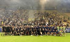 "Andiamo al Parma", la megafesta crociata al Tardini per famiglie e tifosi - Cherubini: "Prima di una squasra è una fmiglia". Rinforzi? "I tifosi se lo meritano" - Le foto - Video: le squadre sotto la tribuna, il saluto da brividi dei ragazzi della Nord