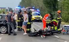 Scontro auto-moto in strada Langhirano: due feriti 