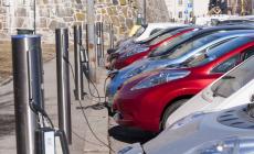 Nuovi incentivi per le auto elettriche: ecco quanti sono, a chi spettano e come averli