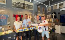 Scambio dei gagliardetti, un pre-partita all'insegna del fair play