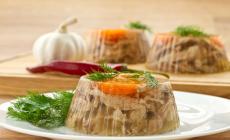 Aspic per tutti. Un piatto storico, cucinato e servito freddo