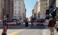 Piazza completamente transennata: agenti del Mossad in supporto alle forze dell'ordine. E da piazzale Picelli  la manifestazione Pro Pal - Video e Foto