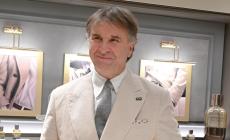  Tempesta su Cucinelli: "Viola le sanzioni a Mosca". Il titolo crolla in Borsa, la Maison si difende 
