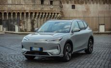 Geely EX5, sbarca in Italia il primo modello del colosso cinese