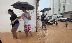 Ibiza, un nubifragio trasforma le strade in fiumi di fango. Chiesto l'intervento dell'esercito - Video 