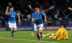 Il Napoli piega lo Sporting, Juve 2-2 col Villareal - Tutti i risultati