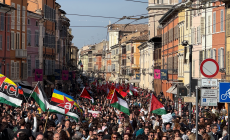 Oltre 15mila al corteo  per Gaza: dall'Oltretorrente al San Leonardo una lunga marcia per la pace- Foto e video