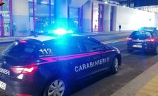 Rapinarono un ragazzo alla fermata dell&rsquo;autobus strappandogli la collana d&rsquo;oro dal collo. Denunciati 4 stranieri
