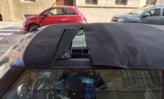 Auto vandalizzata e derubata nella notte in via Cavallotti - Le foto